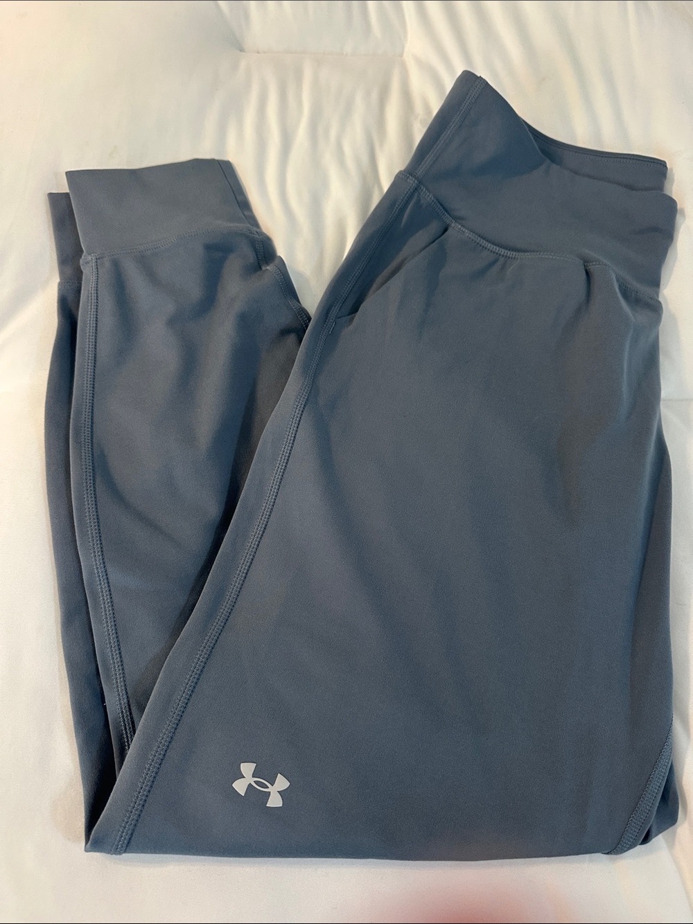Under Armour Women’s Slate Gray Performance Leggings